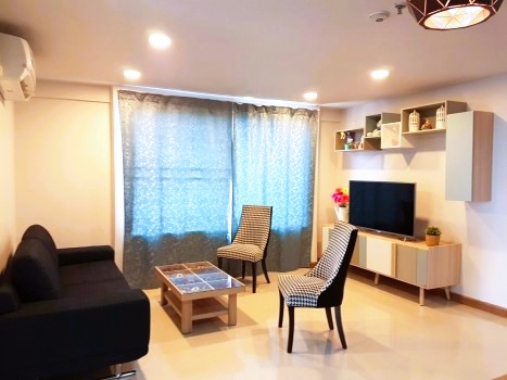 For RentCondoRatchadapisek, Huaikwang, Suttisan : 2 large bedrooms for rent at Ratchada Orchid Condo,near MRT.Suthisan,  fully furnished