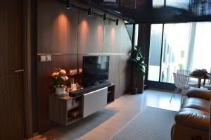 ขายคอนโดวิภาวดี ดอนเมือง หลักสี่ : KnightsBridge Phaholyothin Interchange / 2 Bedrooms (FOR SALE), ไนท์บริดจ์ พหลโยธิน อินเตอร์เชนจ์ / 2 ห้องนอน (ขาย) HL232