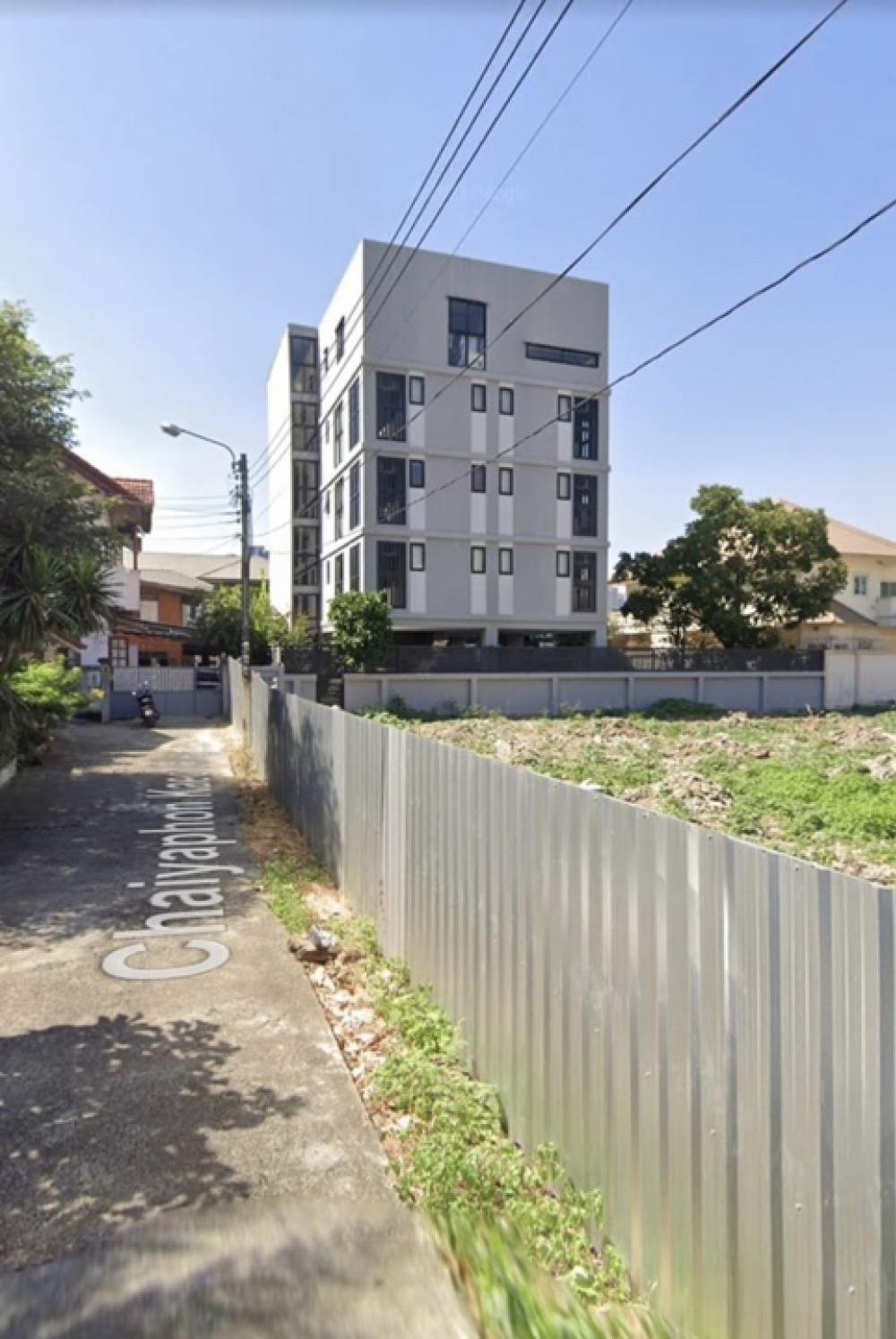 For SaleRetailLadprao, Central Ladprao : NF44 - Land for sale, over 1 rai, Lat Phrao Soi 1, behind the Criminal Court, Chatuchak District, Bangkok.
