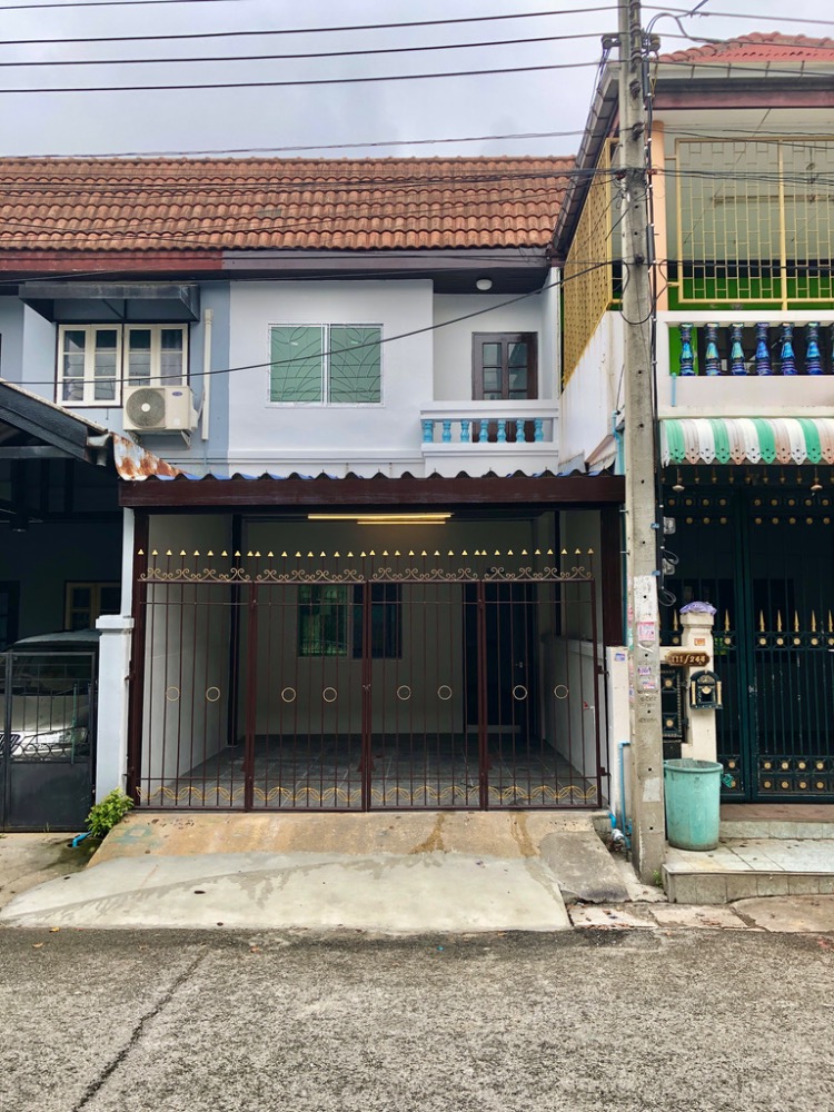 ขายทาวน์เฮ้าส์/ทาวน์โฮมนนทบุรี บางใหญ่ บางบัวทอง : 💥ทาวน์เฮ้าส์ ม.บัวทอง 2 ติดโรงเรียนกสิณธร เซนต์ปีเตอร์และรถไฟฟ้าสายสีม่วง