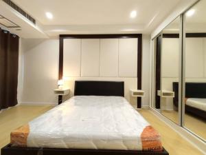 For RentCondoRamkhamhaeng, Hua Mak : urgent ! Beautiful room, completely renovated, The Inspire Rama 9, has a washing machine and bathtub, fully furnished, ready to move in.