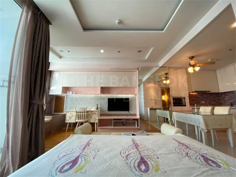 ขายคอนโดราชเทวี พญาไท : 🔥 ราคาดี ถูกที่สุดในโครงการ 🔥 Villa Ratchathewi (สตูดิโอ 40 ตรม.) เพียง 5.75 ลบ. Tel.0807702957 K.Benz