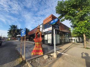 ให้เช่าร้านค้า ร้านอาหารนวมินทร์ รามอินทรา : ให้เช่า ทำเลดีมาก สายไหม กทม.