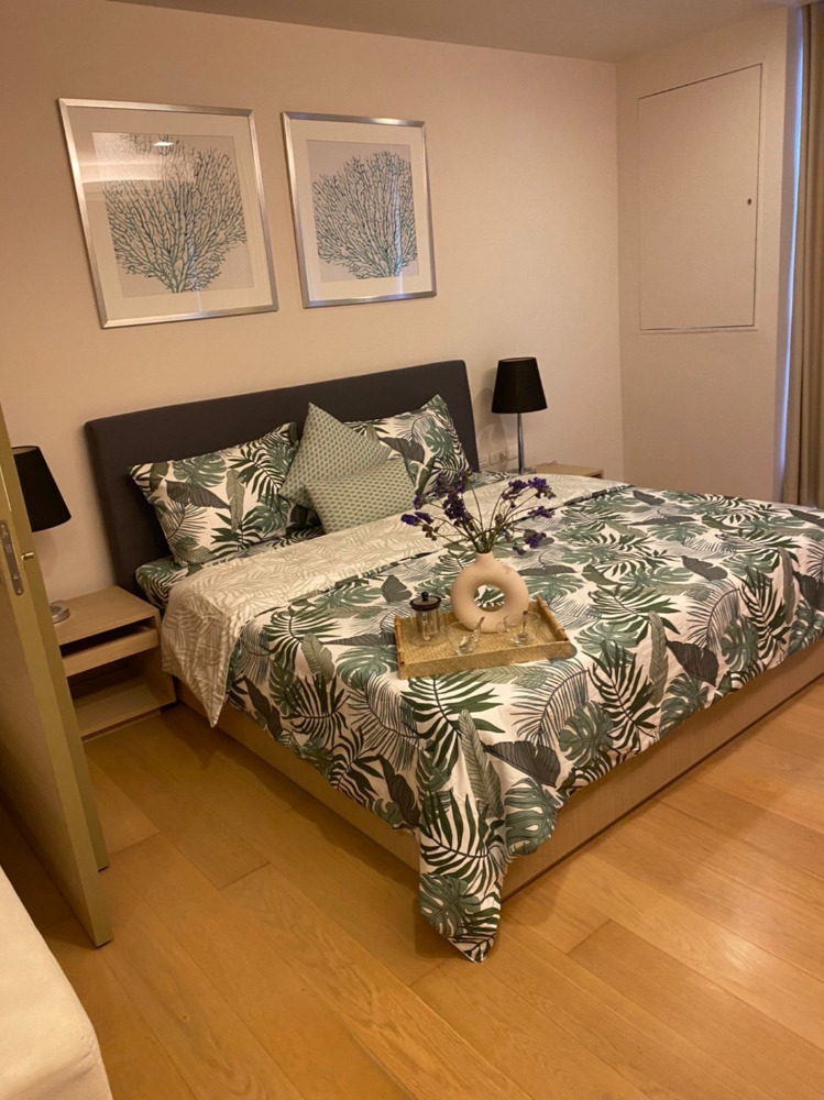 ให้เช่าคอนโดสุขุมวิท อโศก ทองหล่อ : Condo: Liv@49 For rent