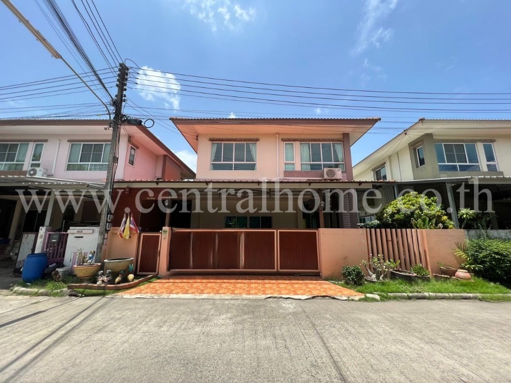 For SaleHouseNakhon Pathom : Twin house, Paphawarin The Nature, Sam Phran, Nakhon Pathom, with furniture.