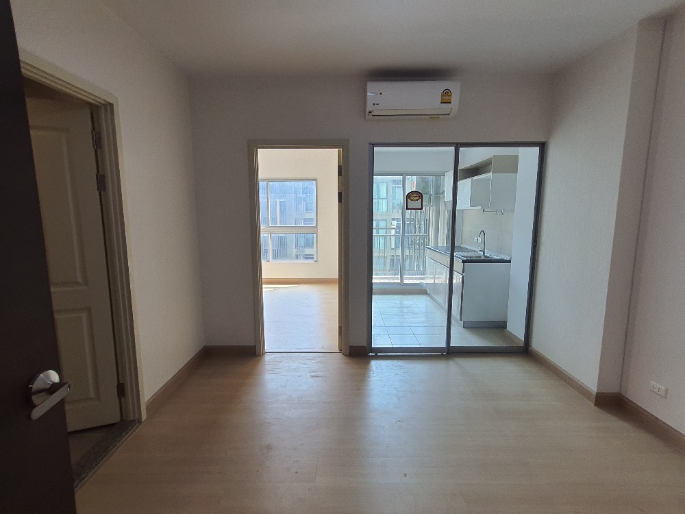 For SaleCondoRama9, Petchburi, RCA : Condo for sale, Supalai Veranda Rama 9, empty room, 6th floor, Building A.