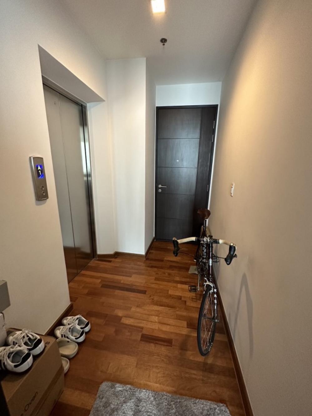 ให้เช่าคอนโดราชเทวี พญาไท : Wish Signature: 35 sqm. 1bed 1bath 1 living, 15th floor with private lift. ห้อง 35ตรม. ทิศใต้ 1ห้องนอน1 ห้องน้ำ 1 ห้องนั่งเล่น ชั้น 12A, มีลิฟท์ส่วนตัว เดินไปพารากอน400เมตร BTSพญาไท ลิฟต์ส่วนตัว private lift