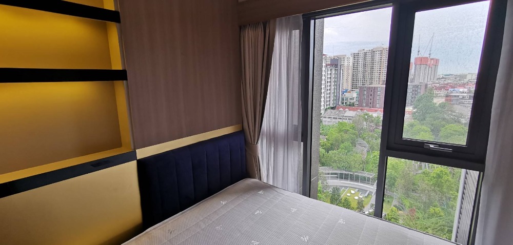 For RentCondoOnnut, Udomsuk : Rare Item ! Beautifully decorated room, garden view, swimming pool.