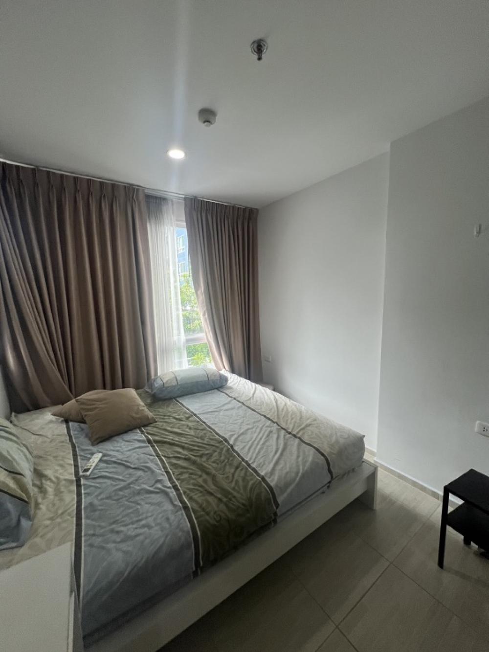 For SaleCondoOnnut, Udomsuk : Sell The Base Sukhumvit 77 Rare type Pool View!! Just 2.56m
