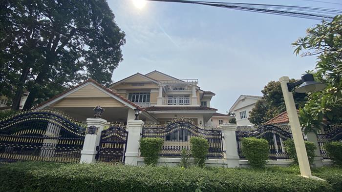 For SaleHousePattanakan, Srinakarin : House for sale from LAND & HOUSE