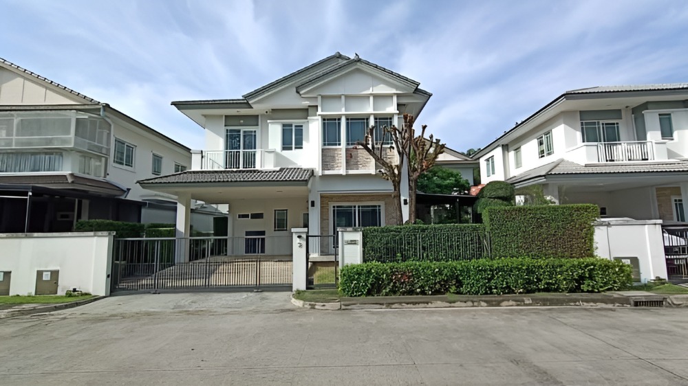 For SaleHouseLadkrabang, Suwannaphum Airport : WW913 Selling as is, detached house, Manthana Village. On Nut-Wongwaen 3, Kanchanaphisek Parallel Road No. 9