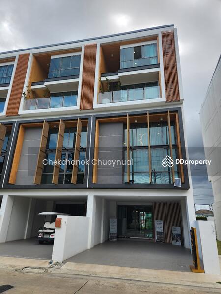 For SaleTownhousePattanakan, Srinakarin : K1486 Home Office Sho for sale, Phatthanakan 32, 4.5 floors, 4 parking spaces, usable area 345 sq m., 4 bedrooms.