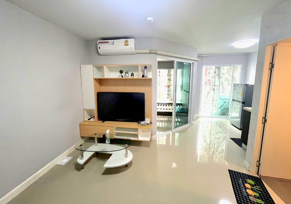 For SaleCondoLadkrabang, Suwannaphum Airport : The owner is selling the pet-friendly condo himself, On Nut 55/1.