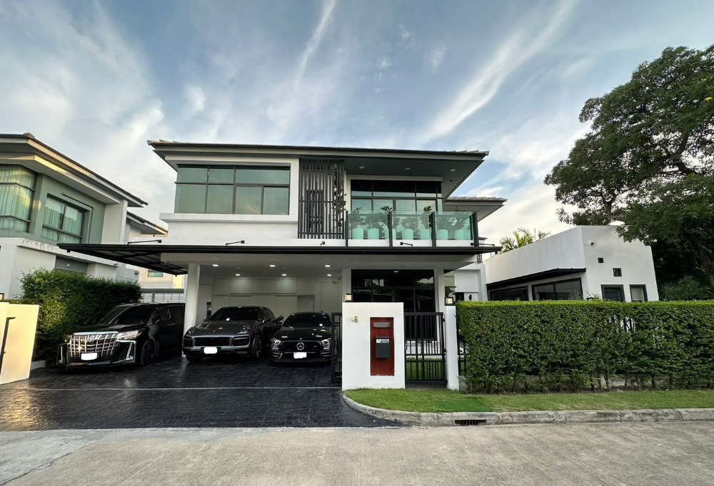 ขายบ้านพัฒนาการ ศรีนครินทร์ : LL38  ขาย บ้านเดี่ยว 2 ชั้น หมู่บ้าน เศรษฐสิริ แปลงมุม ติดสวน (ศรีนครินทร์-พระราม9) ซอยกรุงเทพกรีฑา 7