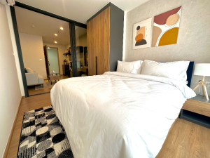 For SaleCondoLadprao, Central Ladprao : Urgent call 0946503223, 1st hand from Sansiri, low installments, get the first price from the project before the building is finished, closed kitchen next to the balcony, hot location.