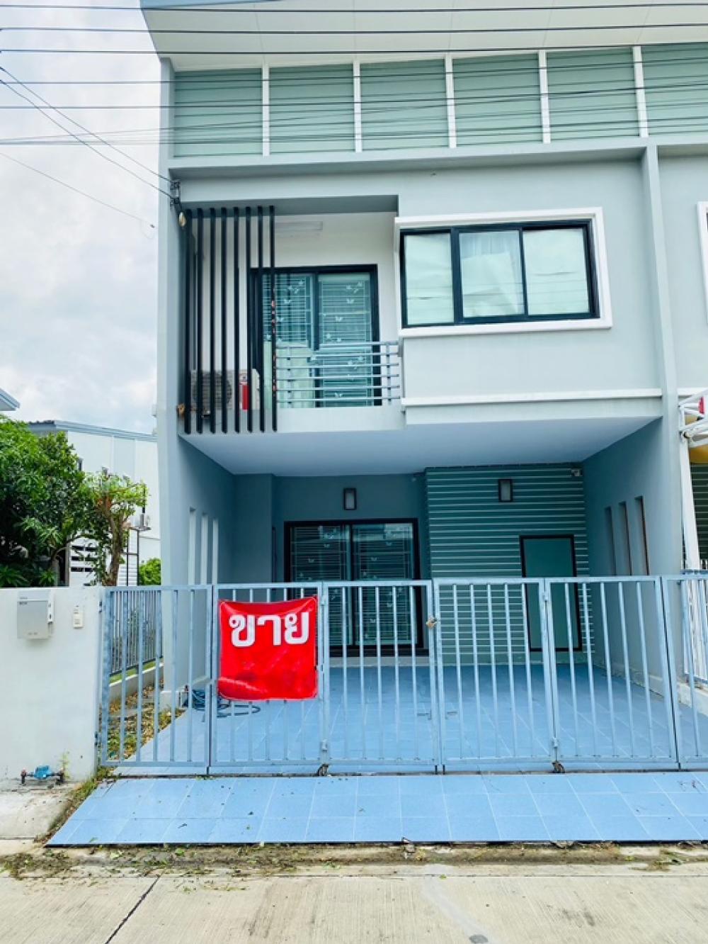 ขายทาวน์เฮ้าส์/ทาวน์โฮมนนทบุรี บางใหญ่ บางบัวทอง : ขายบ้านลภาวัน 23 ติดถนนใหญ่ 345-ราชพฤกษ์ แปลงมุมตกแต่งพร้อมอยู่ *ฟรีค่าโอน
