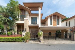 ขายบ้านอ่อนนุช อุดมสุข : Rare item!!! Super Luxury house ⭐️ Baan Sansiri Sukumvit 67 ⭐️ for rent / sale🔸🔸 Best Corner Unit next to the Tree tunnel