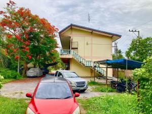 For SaleShophouseSamut Songkhram : Two-story building for sale, area 236 sq m.