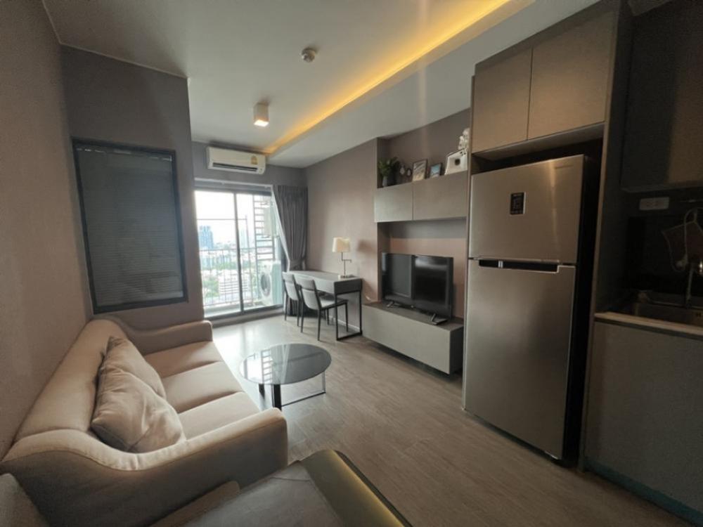 For RentCondoOnnut, Udomsuk : Ideo Sukhumvit 93, size 34 sq m, 1 bedroom, 1 bathroom, has a washing machine, price 16,000 baht, if interested, make an appointment to view 0614162636