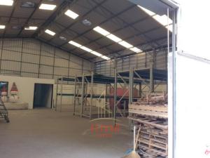 For RentWarehouseRatchadapisek, Huaikwang, Suttisan : RB090123 Warehouse for rent, opposite the sc place building, size 250 sq m.