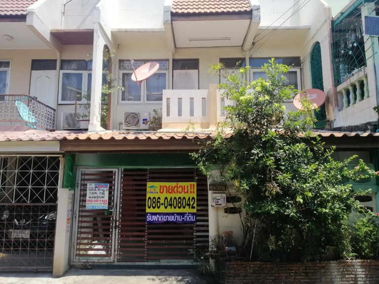 For SaleHouseKasetsart, Ratchayothin : Townhouse for sale, 2 floors, 20 sq m, in Amarin Niwet Village 1, very good location, near Central Ramindra, Anusawaran Subdistrict, Bang Khen District, Bangkok.