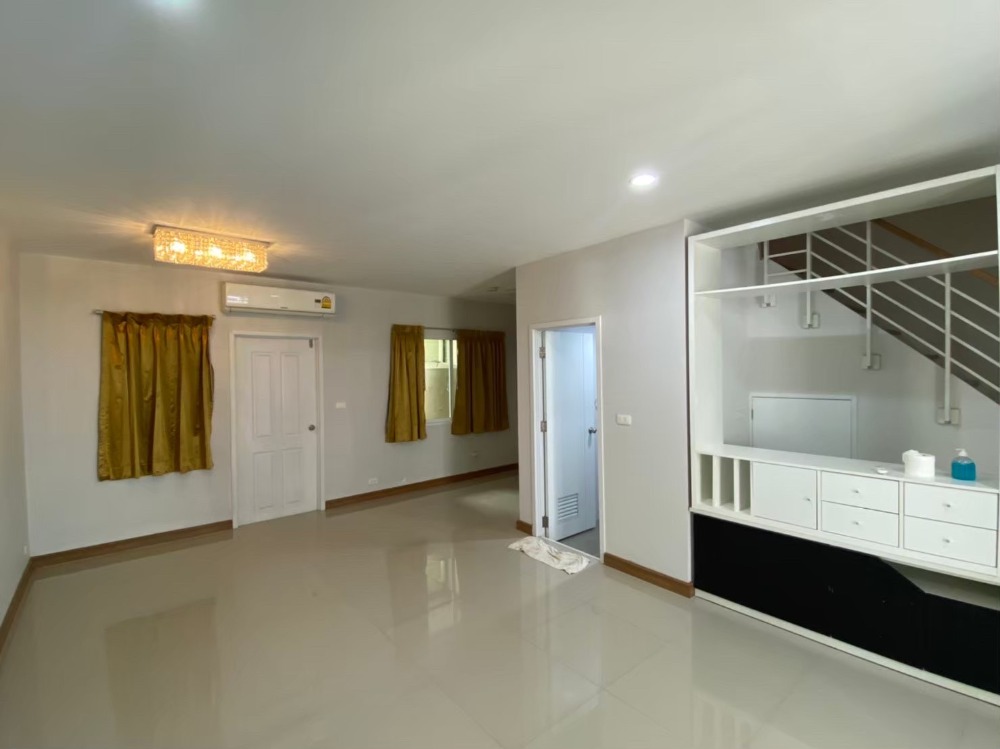 ให้เช่าทาวน์เฮ้าส์/ทาวน์โฮมปทุมธานี รังสิต ธรรมศาสตร์ : ✔️** เช่าถูก** ✔️บ้านเดอะทรัสทาวน์โฮม วงแหวน ลำลูกกา  ทำเลดี บ้านสวย  พร้อมอยู่ !!!🆗