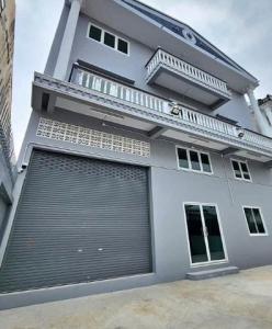 For SaleFactoryEakachai, Bang Bon : Warehouse for sale, factory building, 3 floors, area 100 sq m, Bang Bon Soi 3, Phetkasem 69