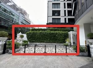 For RentRetailSukhumvit, Asoke, Thonglor : Rental : Space For Rent in Prompong , 60 sqm  ** Cannabis can accept **** Bar ** Coffee Shop ** Nail Shop / Massage Shop 🔥🔥Rental : 100,000 THB 