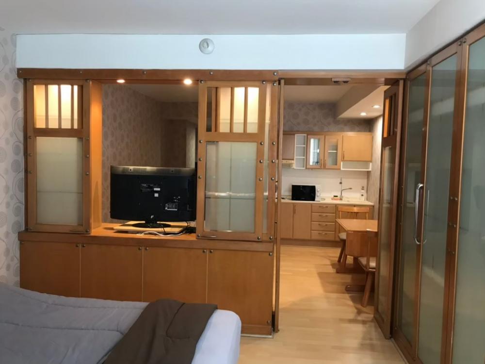 For SaleCondoKasetsart, Ratchayothin : Urgent sale, Supalai Park Phahonyothin, Building 1, 16th floor, built-in, cheap price, only 2.89 million baht.