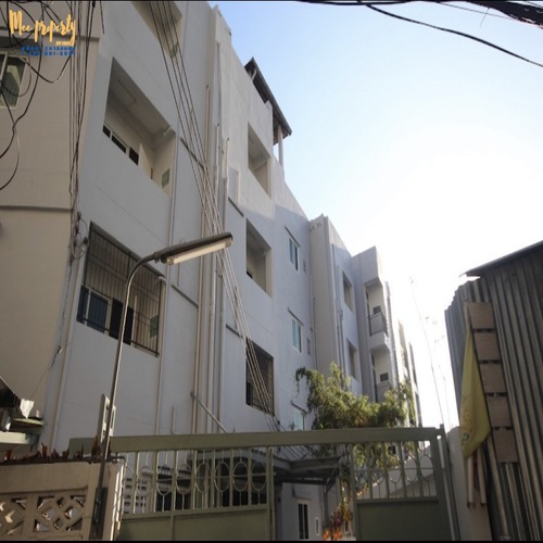 For SaleShophouseWongwianyai, Charoennakor : Land for sale with 4-story apartment, including 2 buildings - 60 rooms (approximately 90% full) - area 159 sq m. ME-114
