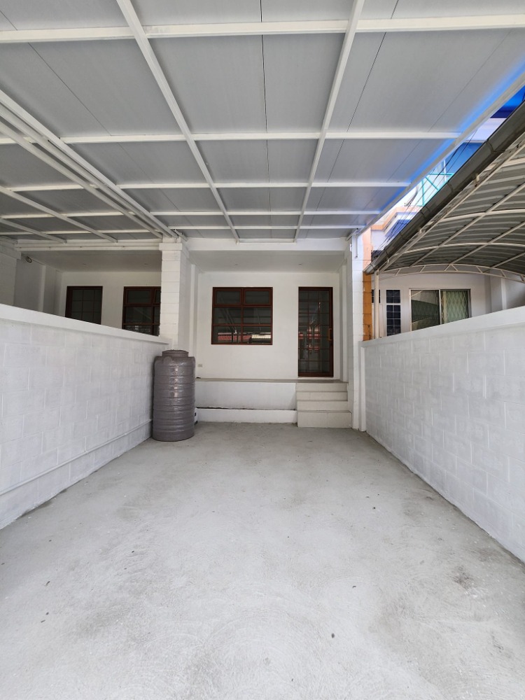 For SaleTownhouseBang kae, Phetkasem : 3-story townhouse, newly renovated, Sinsub Nakorn Garden Village, 19 square wah.