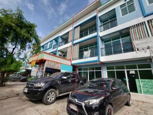 For SaleShophousePattaya, Bangsaen, Chonburi : Commercial building, cheapest, excellent location, suitable for a dormitory, convenient parking, Ban Kao - Nong Tamlueng Road, Don Hua Lo, Mueang District, Chonburi Province.