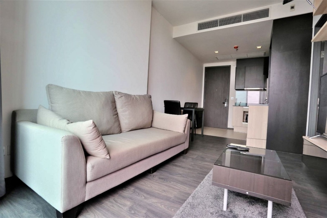 For RentCondoSukhumvit, Asoke, Thonglor : Code C20221207211....Edge Sukhumvit 23 for rent, 1 bedroom, 1 bathroom , high floor, furnished, ready to move in