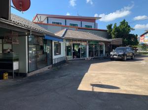 For SaleLandPhayao : Land for sale with business, car repair garage, car wash, 4 rooms, reception room, Chiang Kham District, Phayao Province.