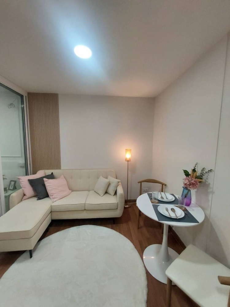 For SaleCondoBang Sue, Wong Sawang, Tao Pun : Renovated condo, close to the BTS, has a shuttle, beautiful view, fully furnished, beautiful, clean, ready to move in, good location, near MRT Bang Son station. The room is very beautifully decorated, size 29 sq m.