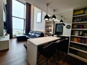 ขายคอนโดวิภาวดี ดอนเมือง หลักสี่ : P46210923 ขาย/For Sale Condo  Knightsbridge Phaholyothin - Interchange (ไนท์บริดจ์ พหลโยธิน-อินเตอร์เชนจ์) 2นอน 1น้ำ 53.8ตร.ม ชั้น14 ตึกA ห้องสวย เฟอร์ครบ พร้อมอยู่