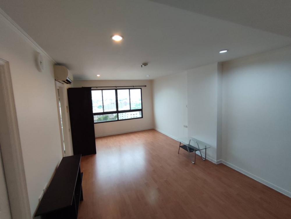 For SaleCondoSapankwai,Jatujak : ✅Cheap for sale, Condo Lumpini Ville Phahol-Suthisarn, Lumpini Ville Phahol-Suthisarn, studio type, size 30 sq m., Building A, 15th floor, 💠pool view, price 2,550,000 baht 🚇BTS Saphan Khwai🛎Hurry and reserve your number.