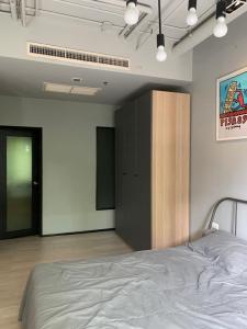 For SaleCondoSukhumvit, Asoke, Thonglor : Big Room near BTS Ekkamai - 🏙(For Sale)  The Noble Reveal