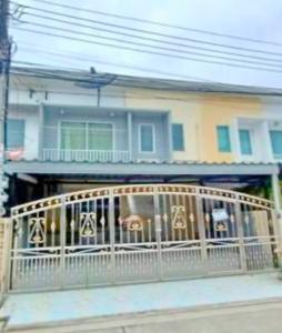 For RentTownhouseBangna, Bearing, Lasalle : Bearing 50-60 Sukhumvit 107 3bed 2bath St. Joseph Bangna 0.7 km. for rent Townhome 21 Sq.wa Makro