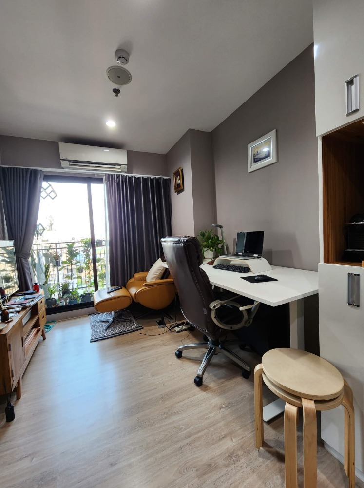 For SaleCondoPinklao, Charansanitwong : Condo for sale Thana Astoria, 1 bedroom, 29 sq m, next to Bang Yi Khan BTS and Phongsap Market.