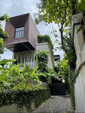 For SaleHouseSukhumvit, Asoke, Thonglor : For Rent/Sale Modern Pool Villa Ekamai -Thonglor