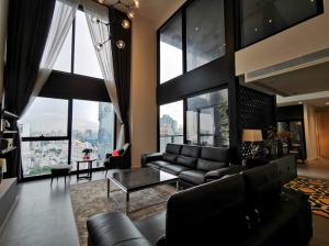 For RentCondoSilom, Saladaeng, Bangrak : Duplex 2 Bedroom Modern Style on High Floor AT The Lofts Silom