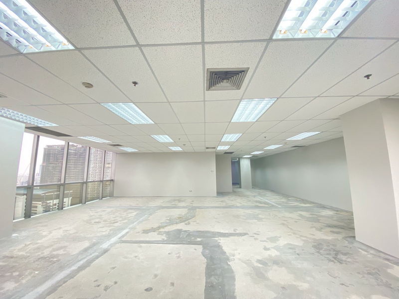 For RentOfficeLadprao, Central Ladprao : For Rent Bangkok Office Phaholyothin BTS Ha Yaek Lat Phrao MRT Phaholyothin Chatuchak BRE19564