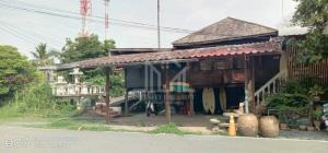ขายที่ดินอยุธยา : 80164-2 - ขายที่ดินพร้อมสิ่งปลูกสร้างติดถนน พร้อมร้านอาหาร ริมแม่น้ำ ต. ประตูชัย อ. พระนครศรีอยุธยา จ. พระนครศรีอยุธยา เนื้อที่ 1 ไร่ 64 ตร.ว. เหมาะสำหรับ ทำรีสอร์ท ปลูกที่อยู่อาศัย หรือ โกดัง ร้านอาหาร บ้านพักตากอากาศ