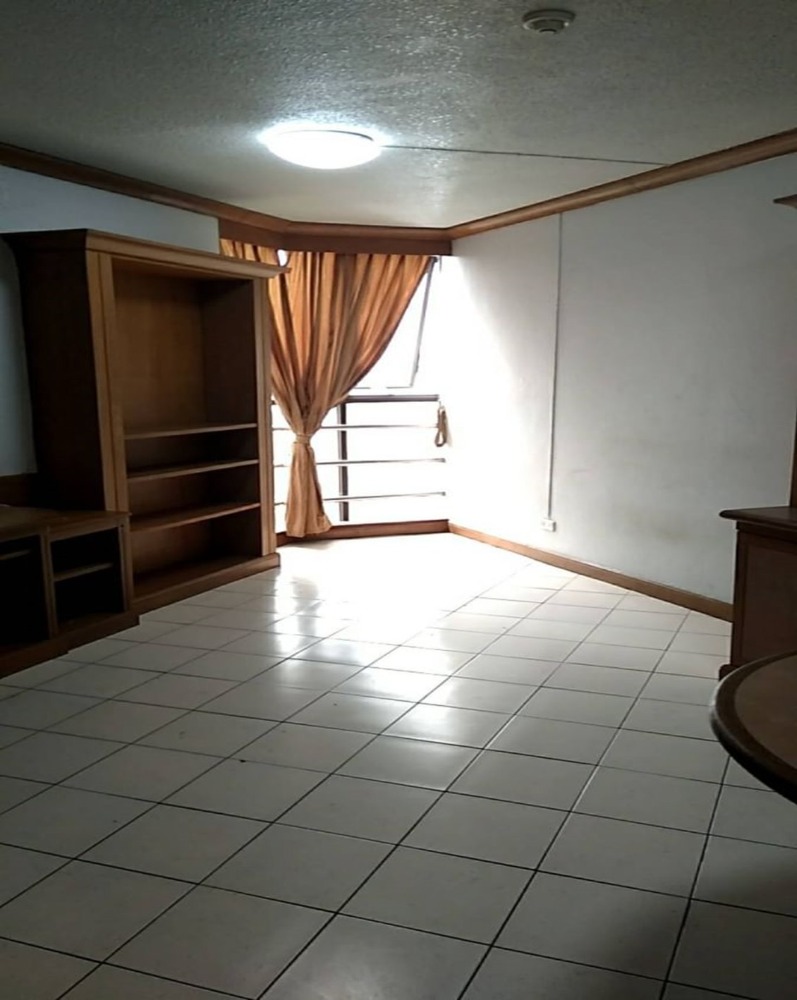 For SaleCondoRama3 (Riverside),Satupadit : Urgent sale, room size 57 sq m, 2nd floor, PST.1, Soi Nonsi 14, Sathu Pradit, Rama 3.