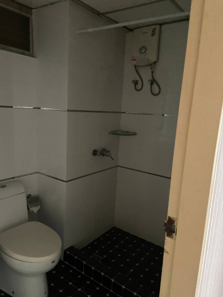 For SaleCondoRama3 (Riverside),Satupadit : Urgent sale, condominium size 76 sq m. PST.1, 17th floor, Soi Nonsi 14, Yanawa, Sathu Pradit, Rama 3.