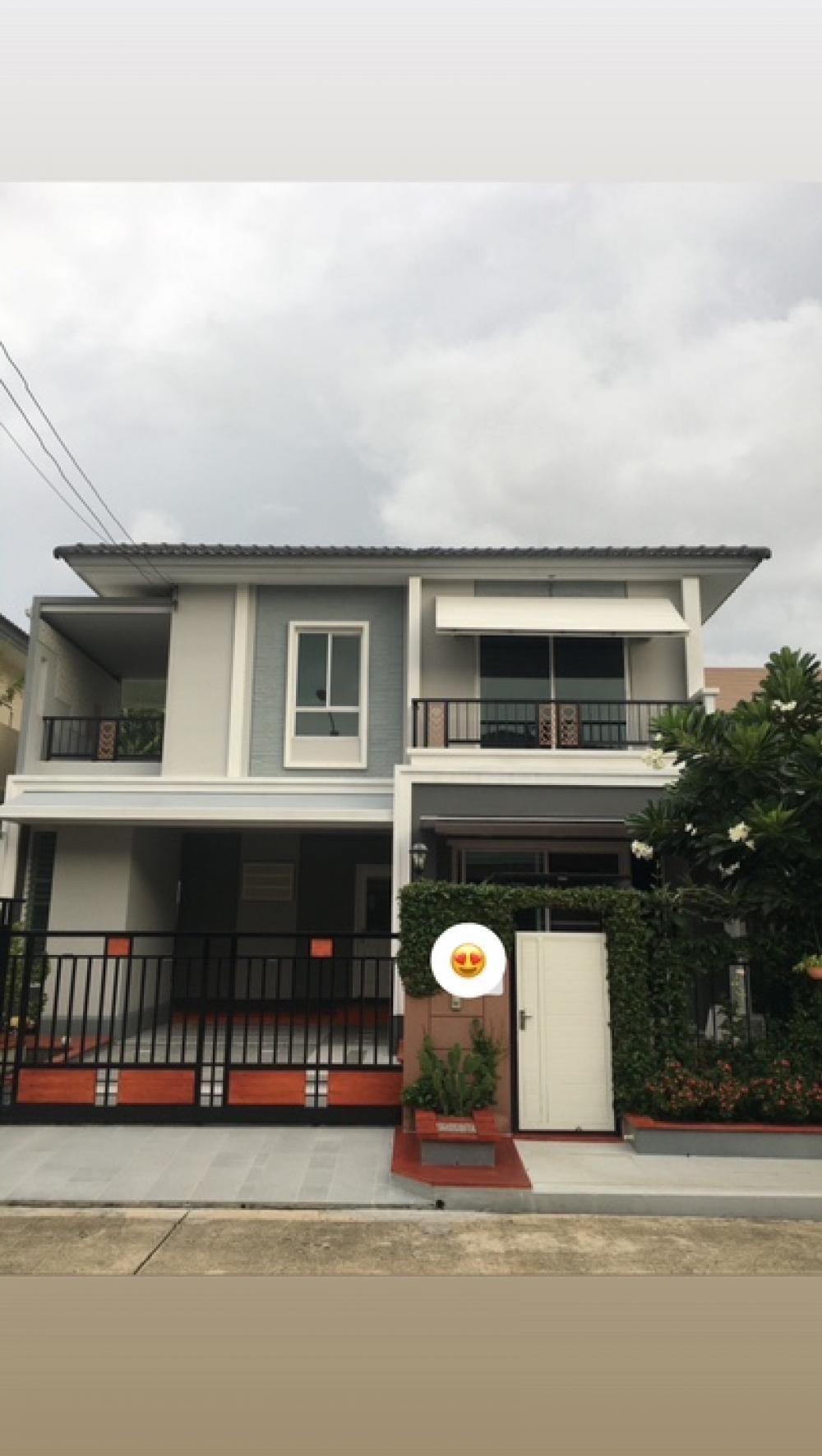 For SaleHousePattanakan, Srinakarin : Semi-detached house for sale, Passorn Prestige Luxe Phatthanakan 38