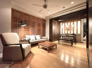 For SaleCondoRama9, Petchburi, RCA : Circle 2 Living Prototype - Beautiful Thai Design, Ready To Move In