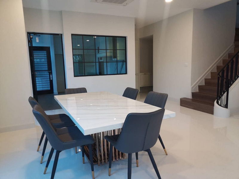ให้เช่าบ้านพัฒนาการ ศรีนครินทร์ : For Rent Bangkok Single House Nantawan Rama 9-New Krungthepkreetha Krungthep Kreetha Saphan Sung BRE19412