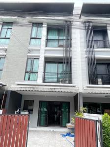 For SaleTownhouseRamkhamhaeng, Hua Mak : 🔥 3-story townhome for sale, Baan Klang Muang project. Rama 9-Ramkhamhaeng